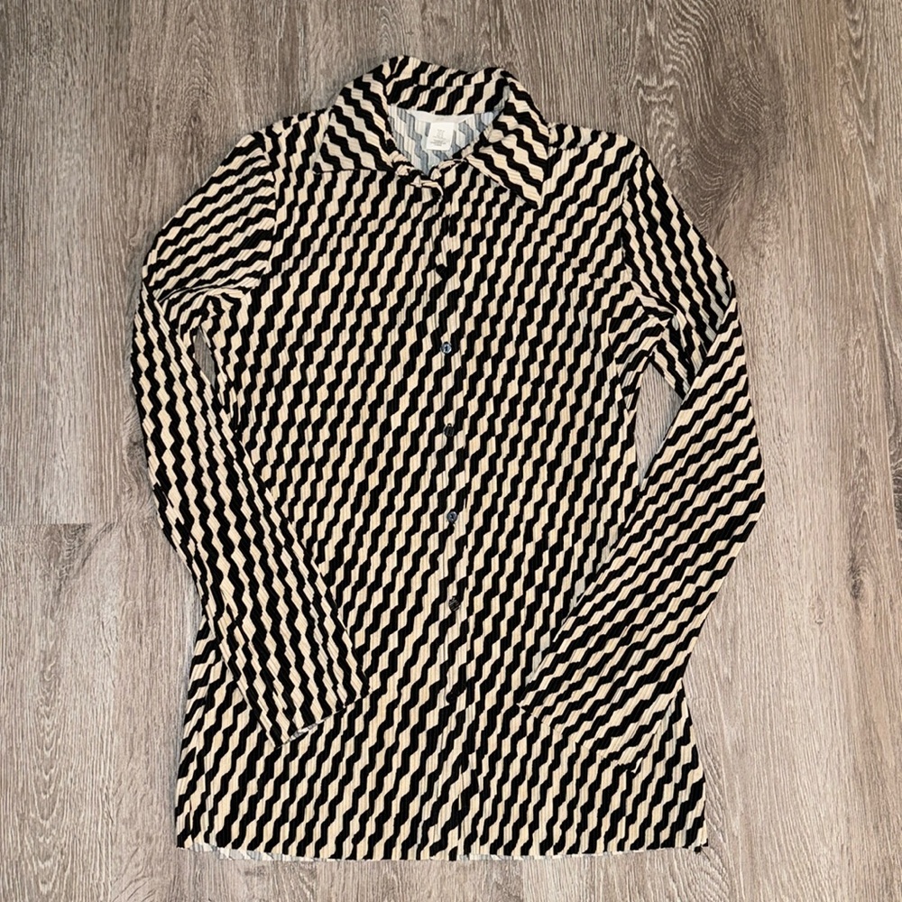 H&M Button down blouse